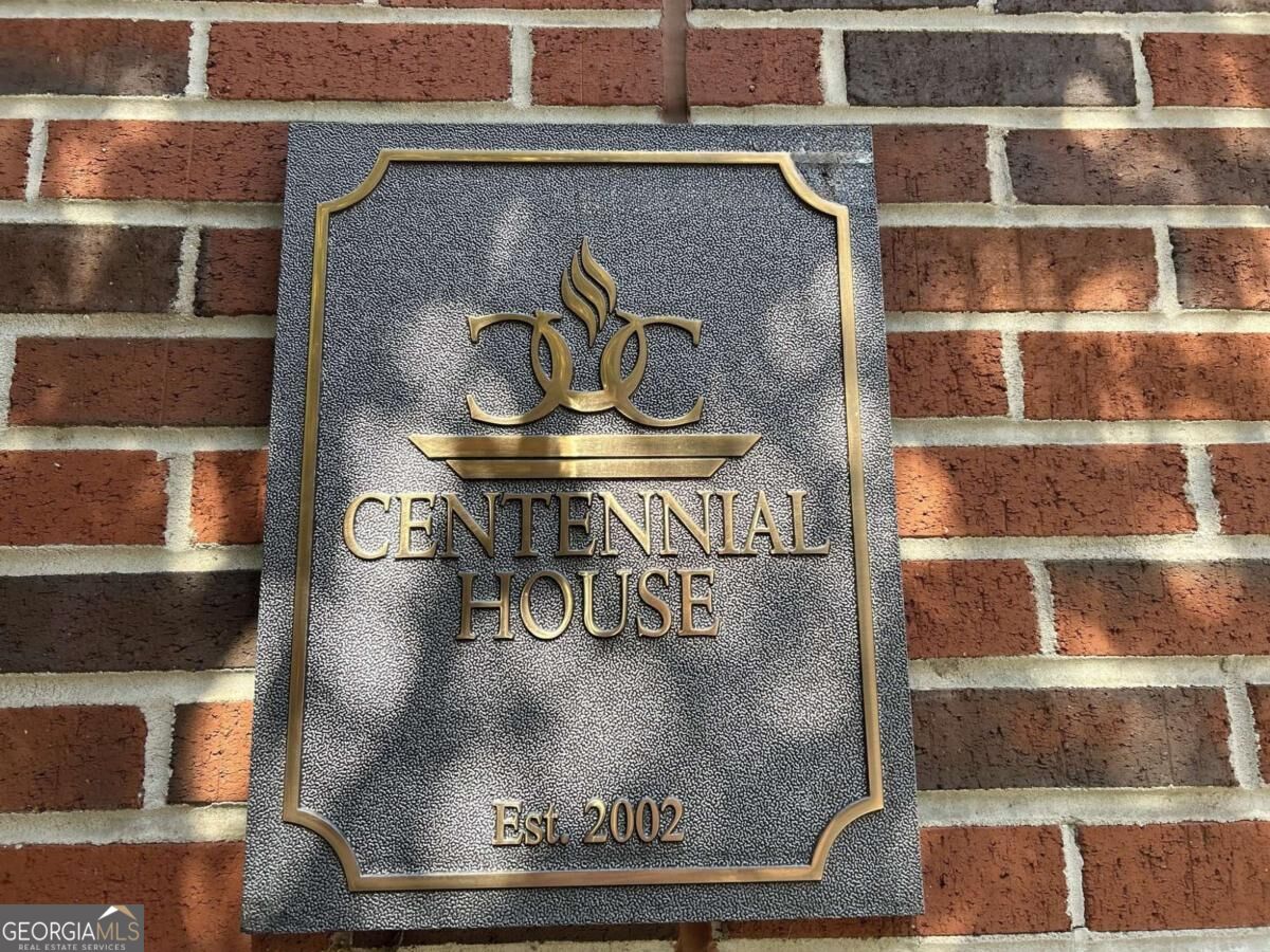 115 W Peachtree PL NW 702