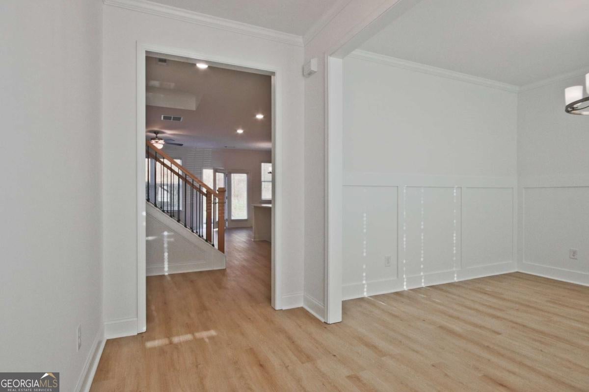 2031 Orchid LN
