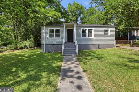 Photo of 215 Moreland Way, Atlanta, GA 30354 (MLS # 10739342)