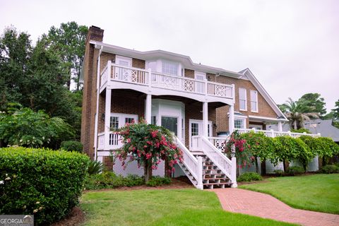 A home in Martinez