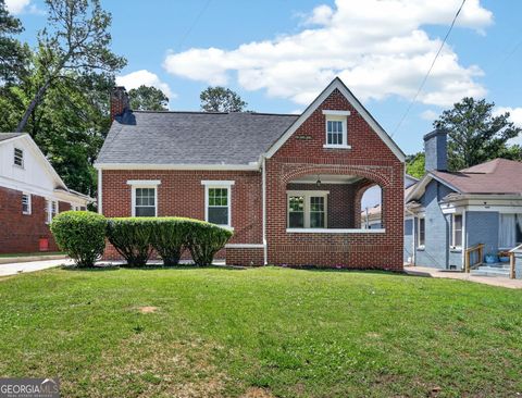 Photo of 1640 Stokes Avenue SW, Atlanta, GA 30310 (MLS # 10766272)