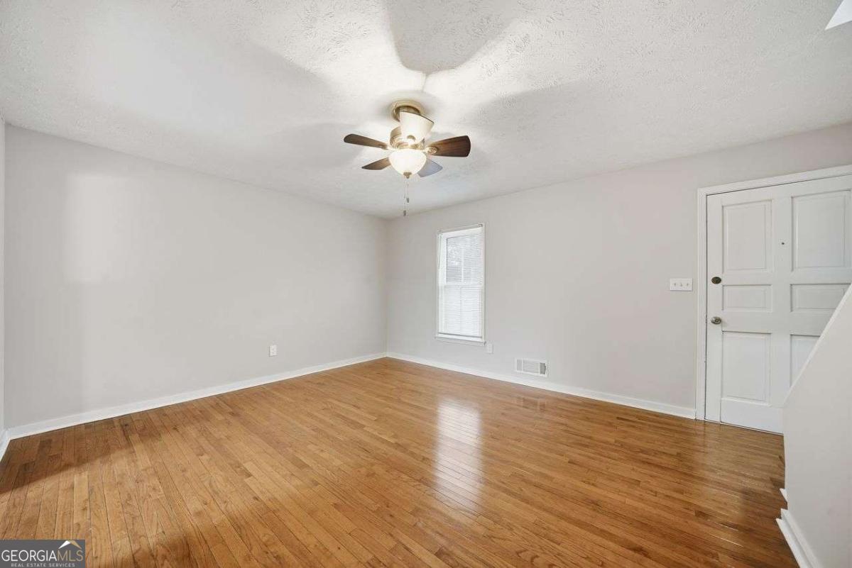 1071 OAKLAND AVE SE D