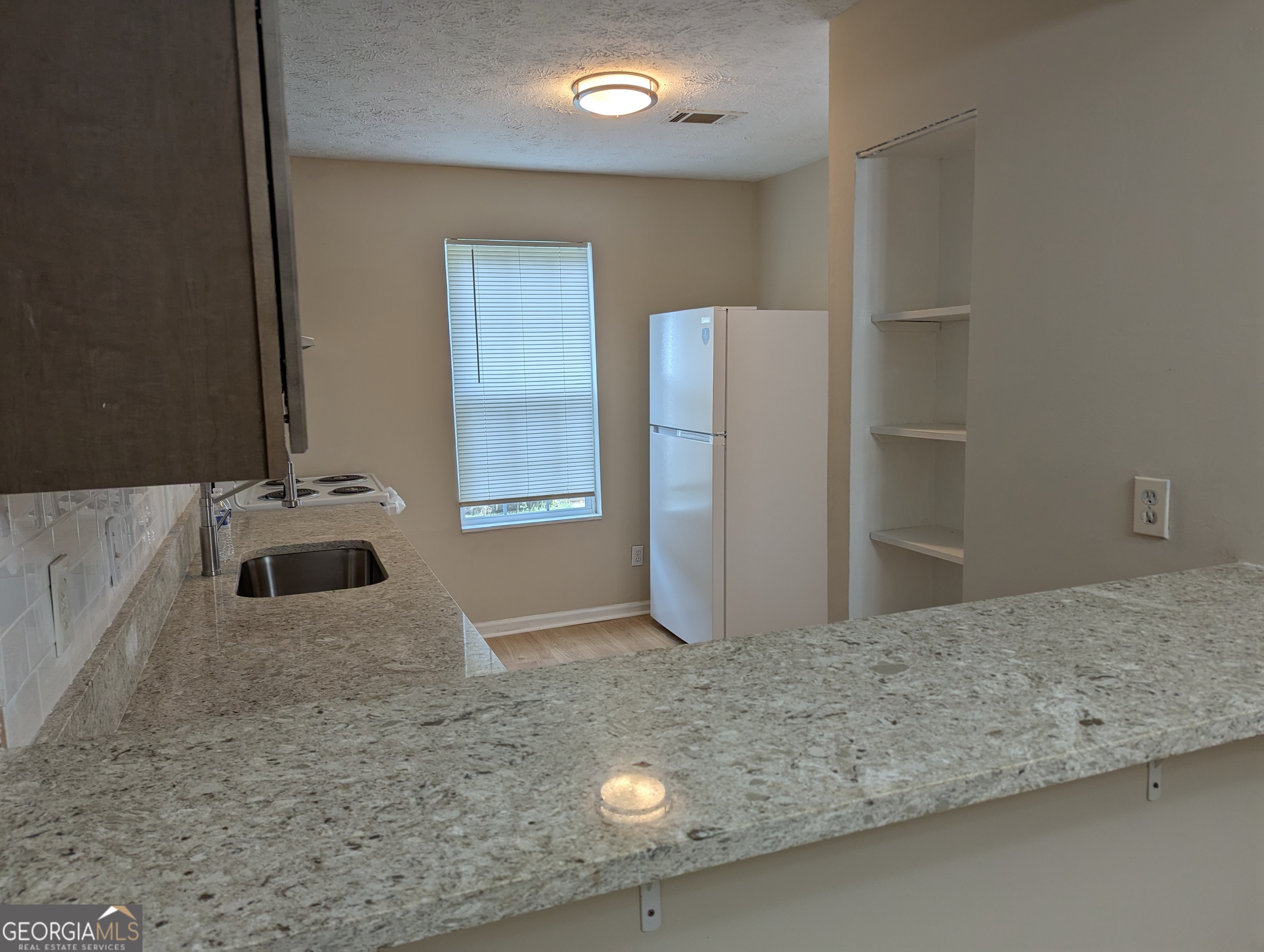 1944 Terri Meyer DR SE