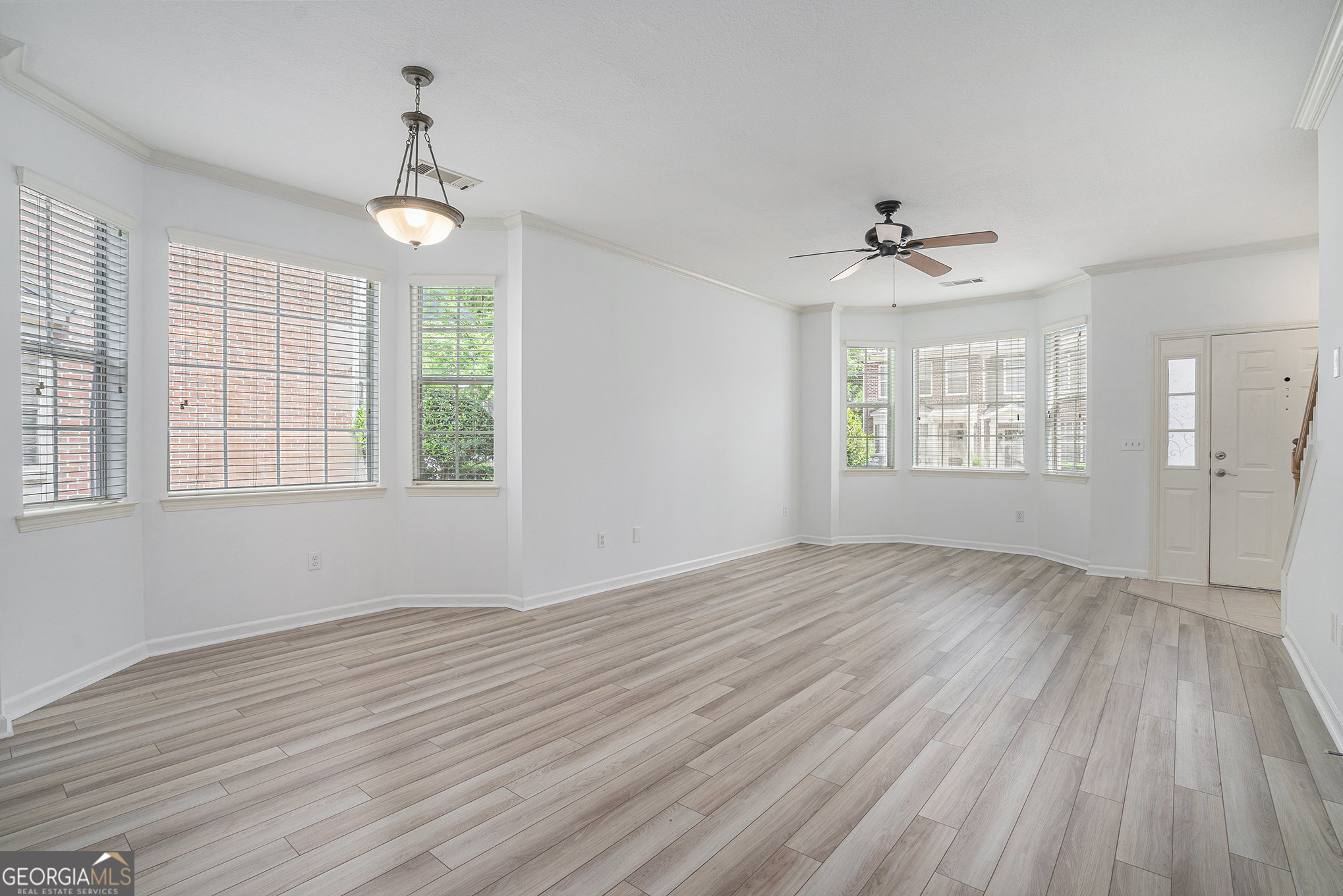 2155 Del Lago CIR NW 11