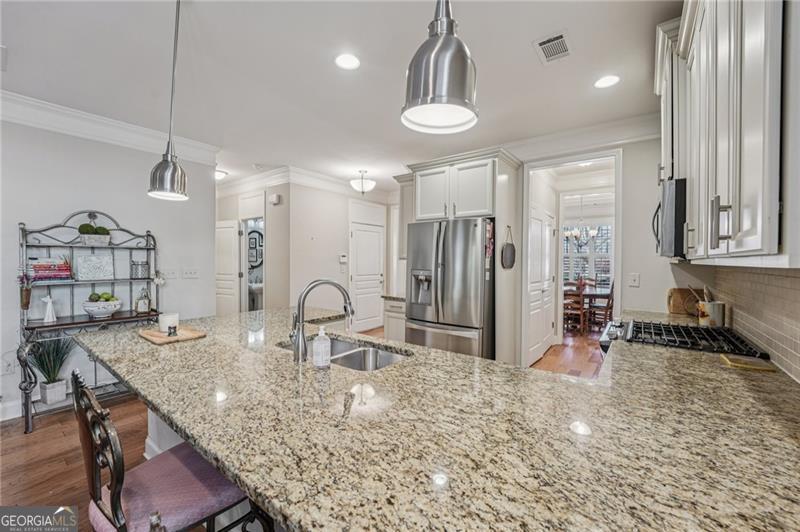 Soleil Laurel Canyon - Residential