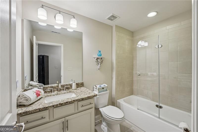 Soleil Laurel Canyon - Residential