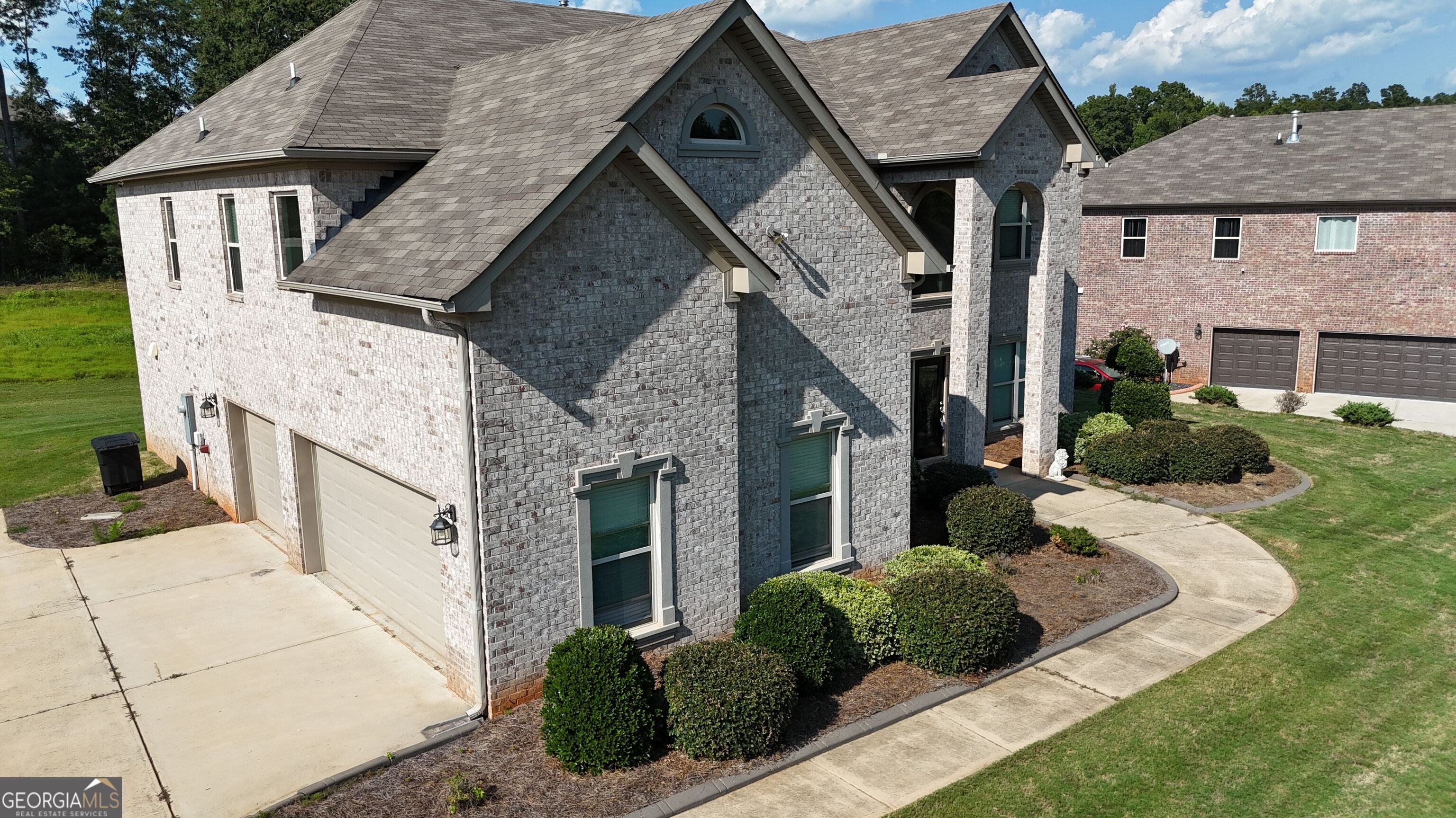 171 Barclay DR
