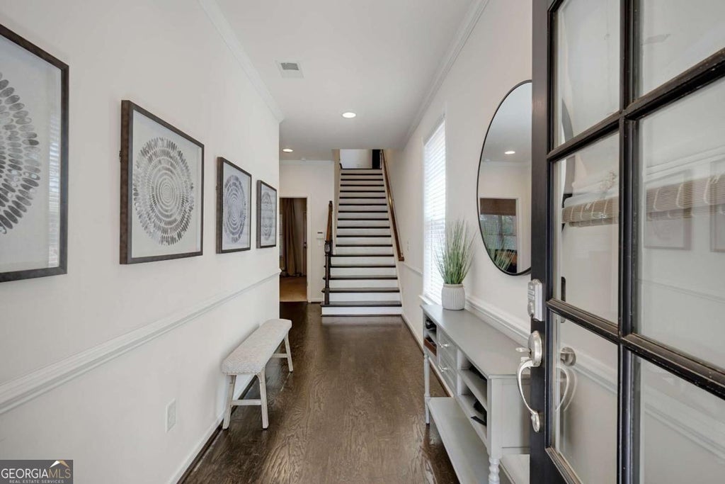Photo of 909 Dumaine Trace, Sandy Springs, GA 30328 (MLS # 10807747)
