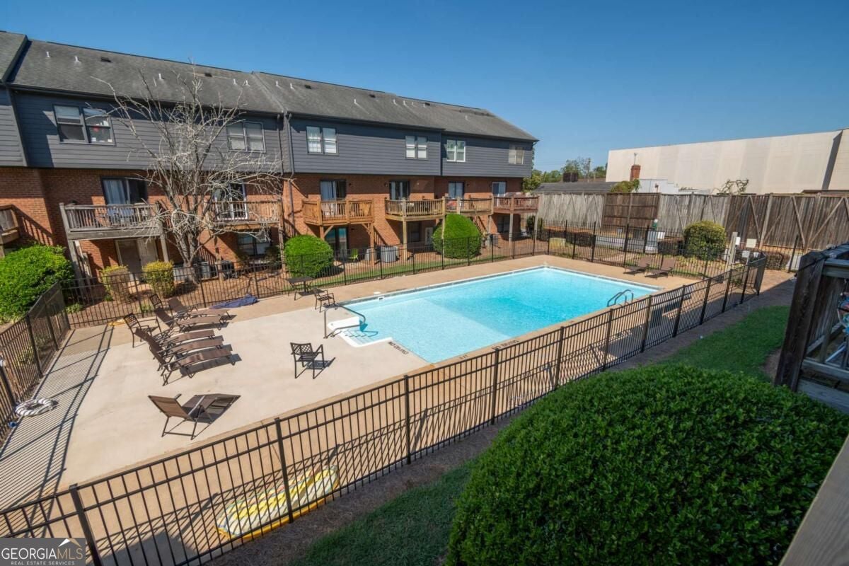 550 Dearing ST 9