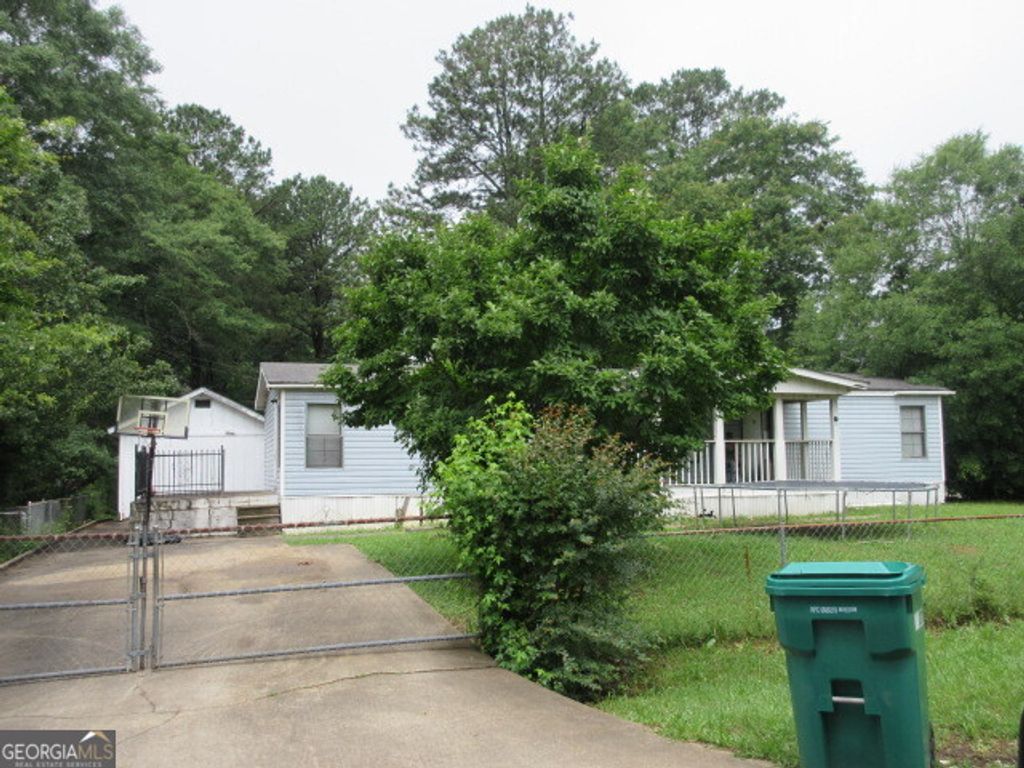 Photo of 322 Loblolly Ridge, Locust Grove, GA 30248 (MLS # 10651538)