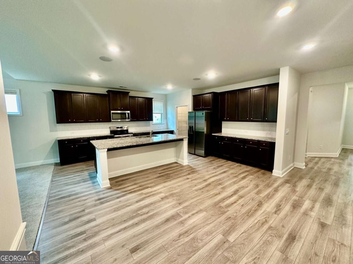 158 Rolling Hills PL