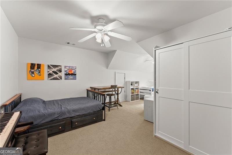 Hamptons Grant - Residential
