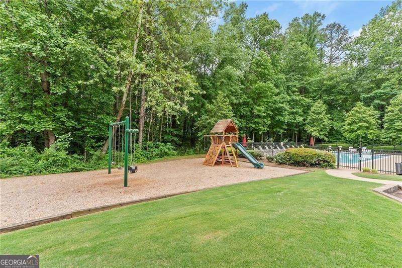 Hamptons Grant - Residential