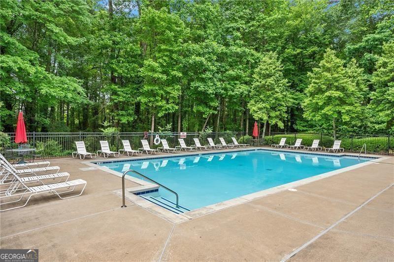 Hamptons Grant - Residential