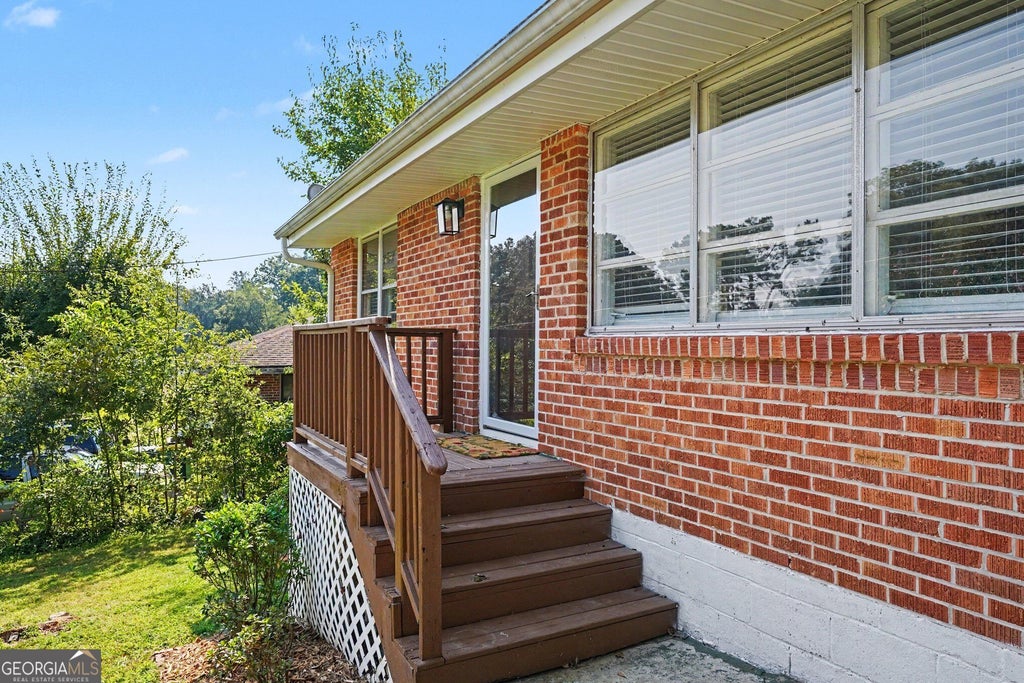 Photo of 1113 S Parkwood Drive, Forest Park, GA 30297 (MLS # 10834815)
