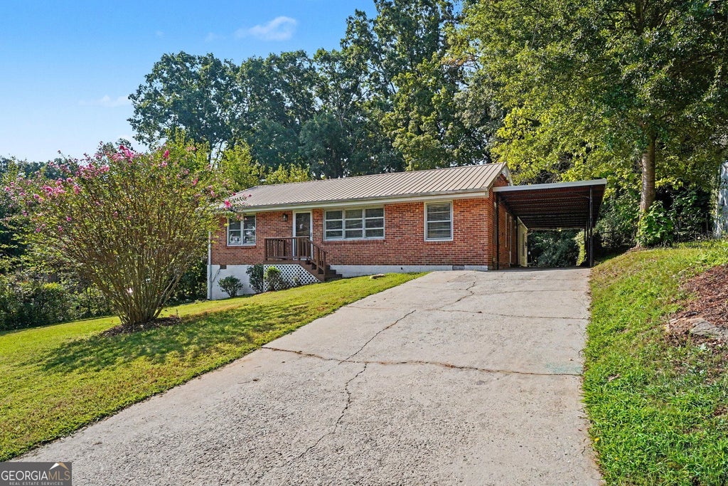 Photo of 1113 S Parkwood Drive, Forest Park, GA 30297 (MLS # 10834815)