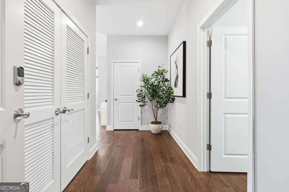 270 17th ST NW 4306