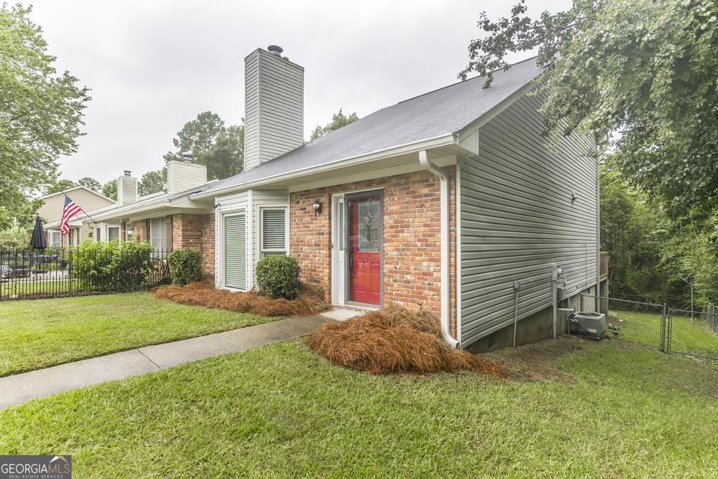 176 N Springs CT