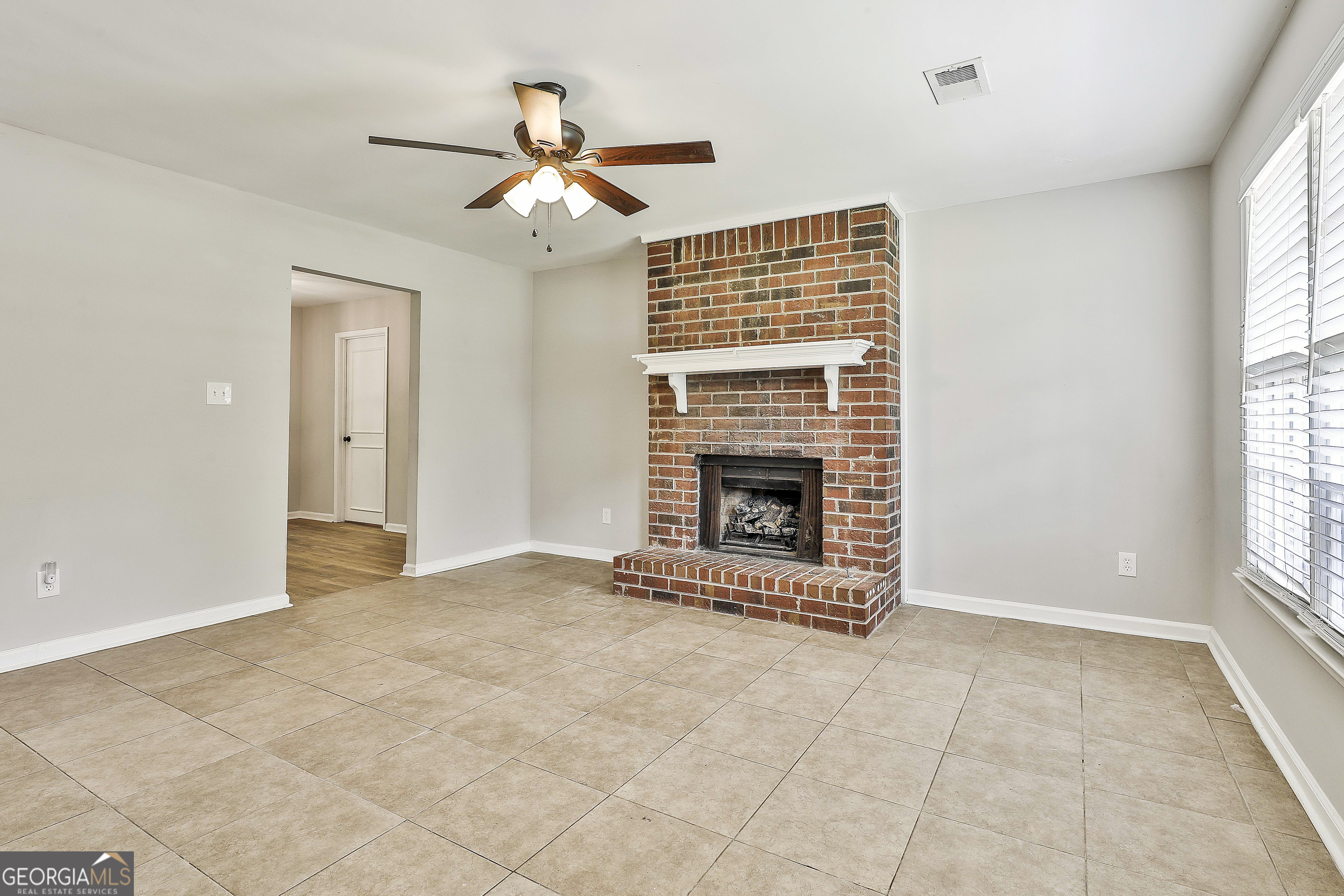 407 Deergrass TRL