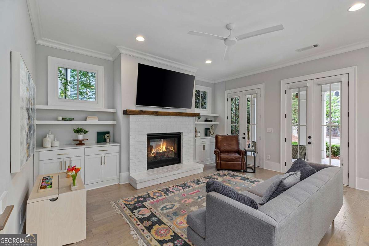 357 Mell AVE