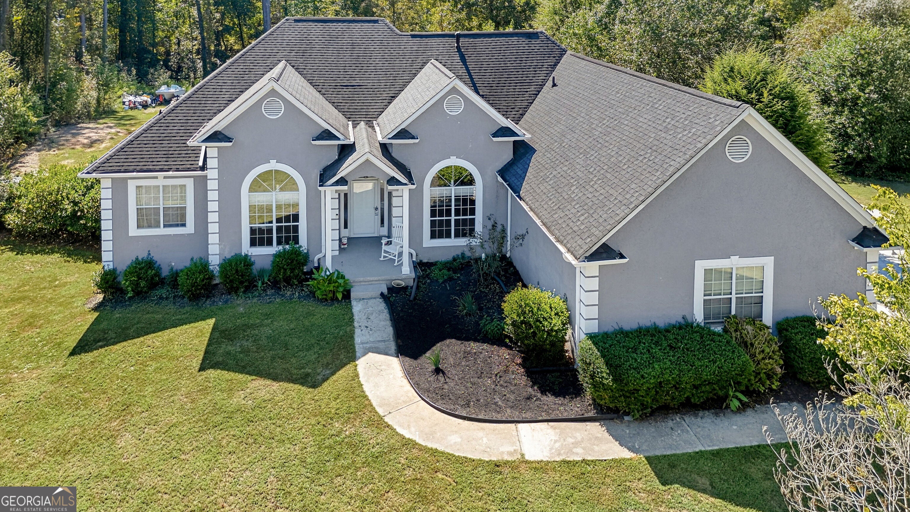 12136 Edgewater DR