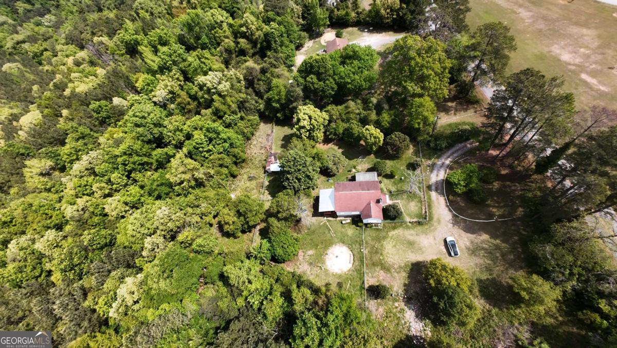 2724 Herbert Smart Airport RD