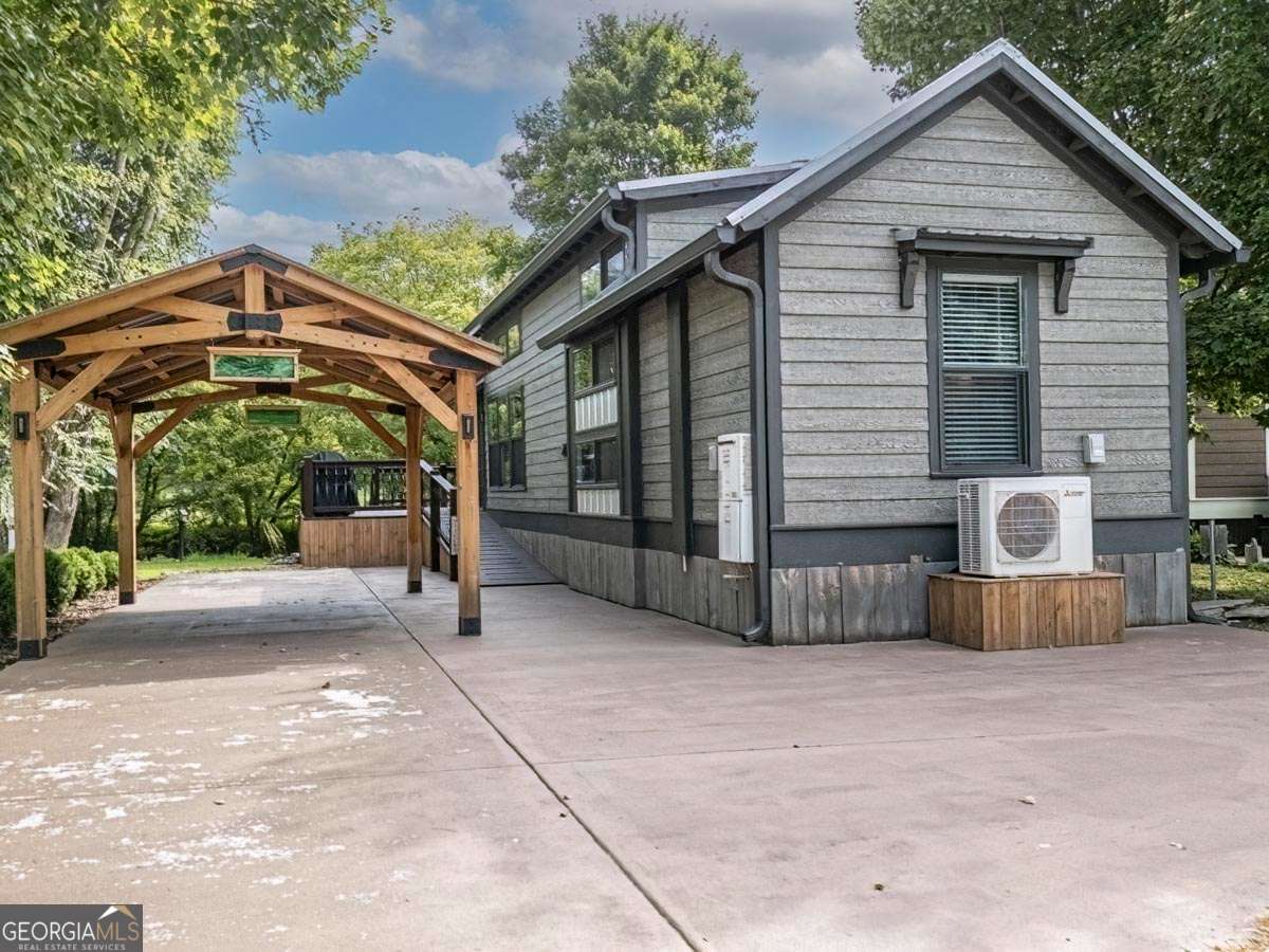 L42 Mountain Meadows CIR 42