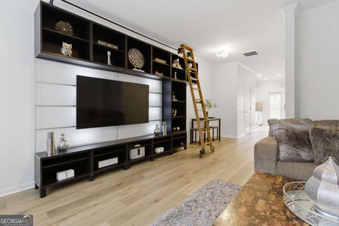 Photo of 1428 LIBERTY Parkway NW, Atlanta, GA 30318 (MLS # 10666410)