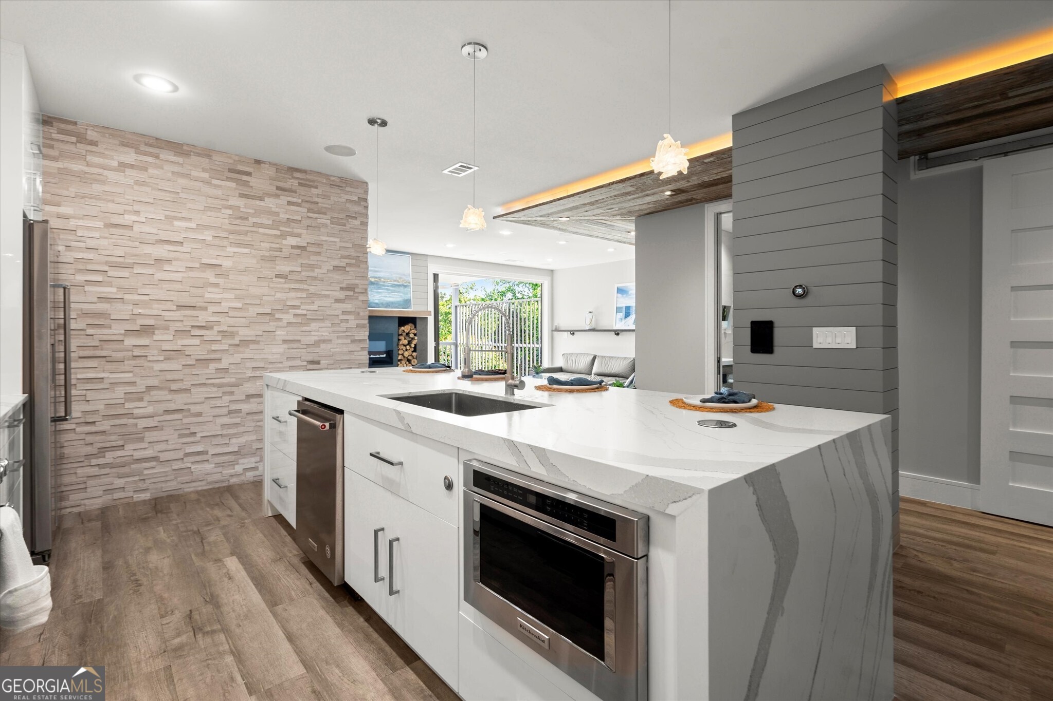 Cumming, Georgia 30041, United States, 2 Bedrooms Bedrooms, ,2 BathroomsBathrooms,Residential,Active,131482