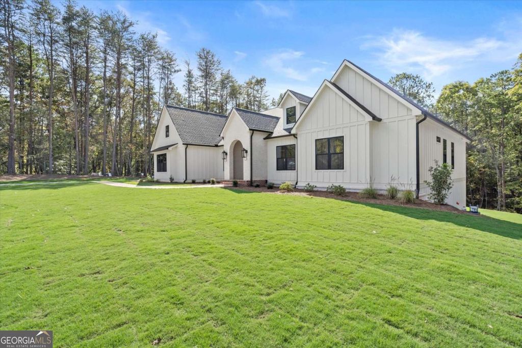 Photo of 145 Highlands Chase, Ball Ground, GA 30107 (MLS # 10703404)