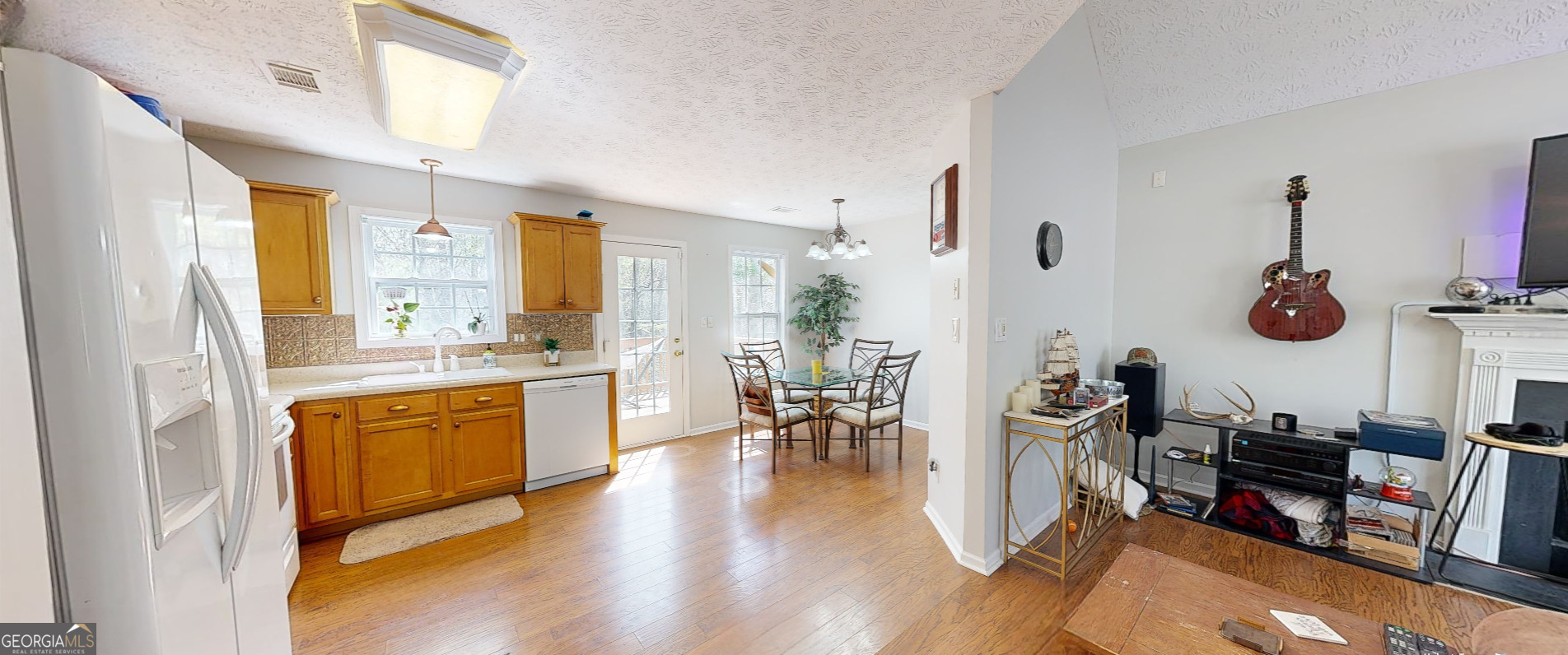 15 Huntington DR