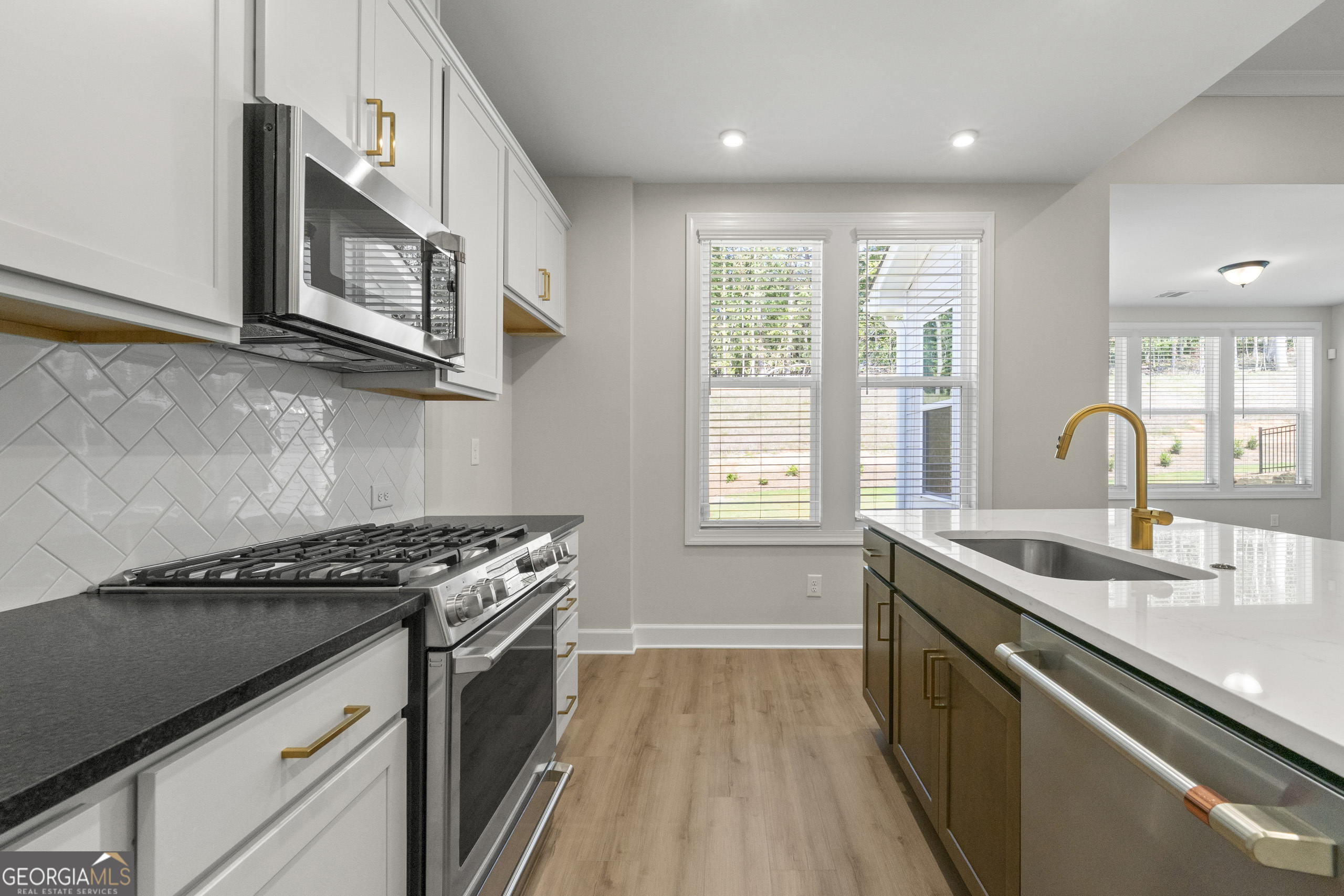 2716928198 Homes for Sale