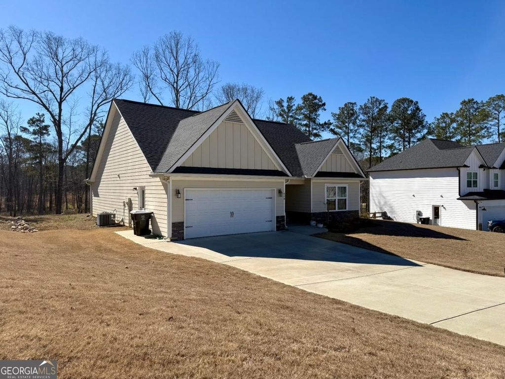 Photo of 118 Whitley Crossing, Rockmart, GA 30153 (MLS # 10690878)