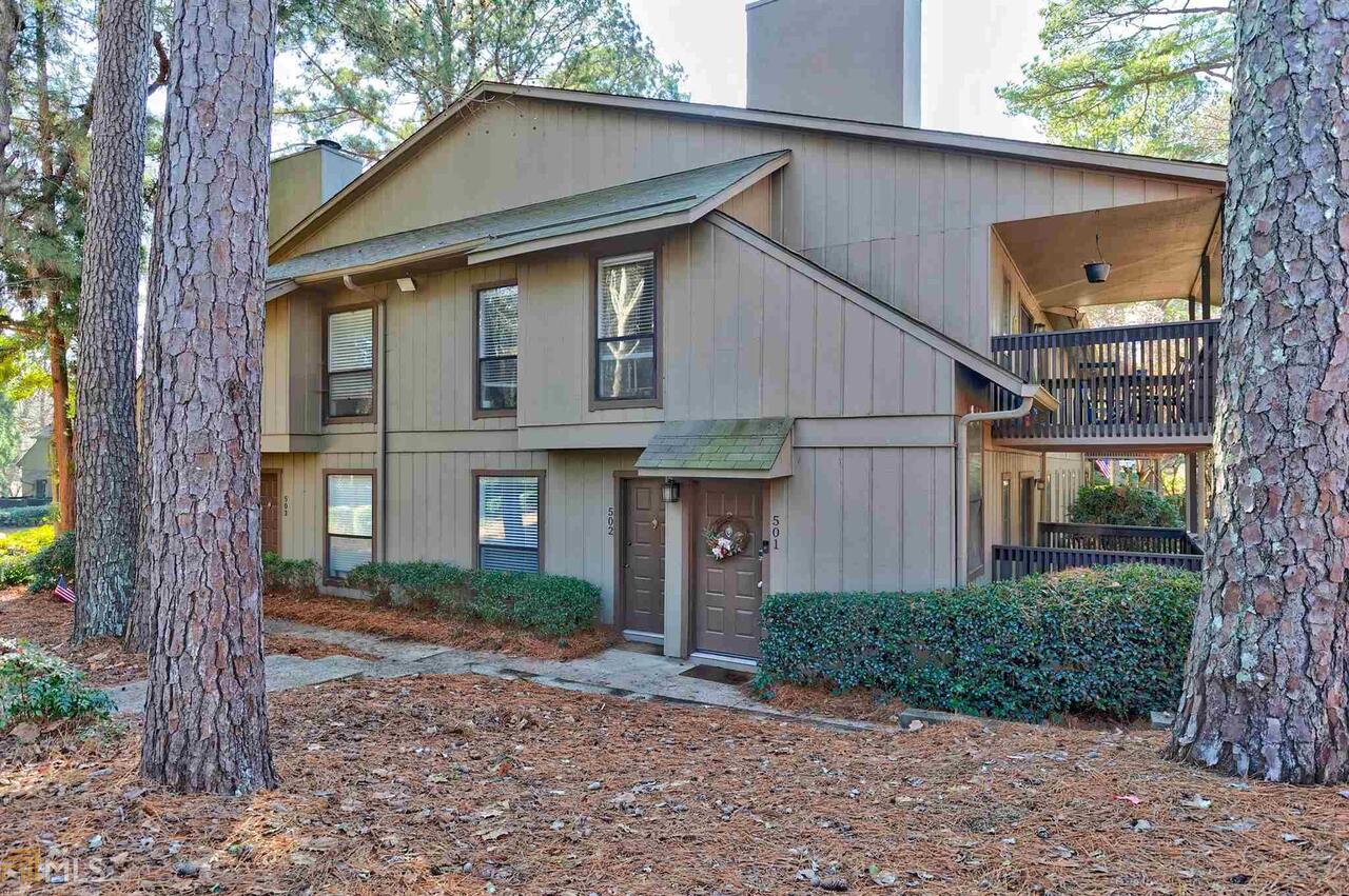 Fabulous UPDATED 2br/2bth condo in Smyrna. Do not miss this beautiful home with ceramic laminate tile floors, updated bathrooms, updated kitchen with white cabinets & updated counters, newer appliances, spacious dining room with wainscott , new tile floors, new lighting. Ceiling fans in bedrooms and living room. Open patio with plenty of space for a table and bbq. Gas fireplace in the living room for those cold winter nights. This community has 2 pools, 2 tennis courts and 2 dog parks to live that active lifestyle. Very close to lots of restaurants and shopping. This is the perfect place to live in a quiet community but not far from the vibrant city life. Make appointment with showing time please. Private: