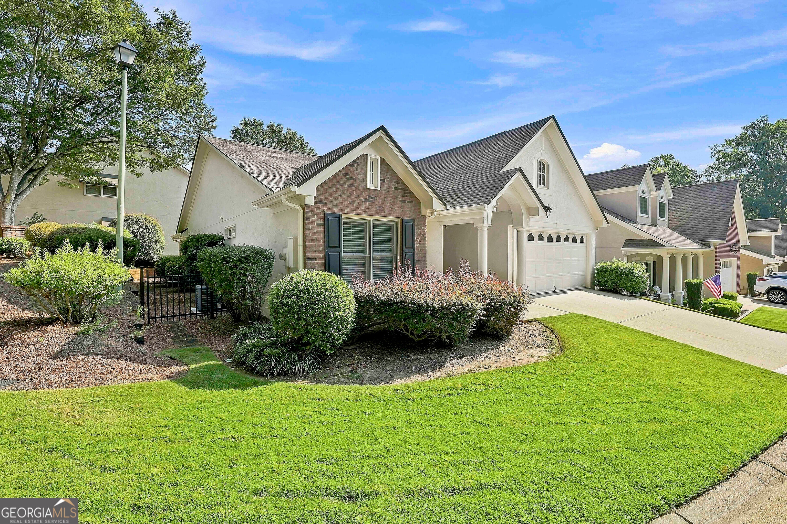 100 Augusta DR