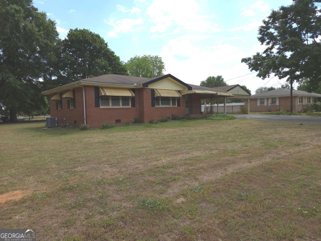 Photo of 1050 White Street, Madison, GA 30650 (MLS # 10741180)