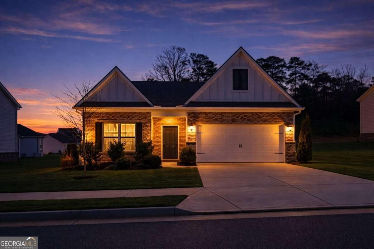 176 Innis Brook CIR