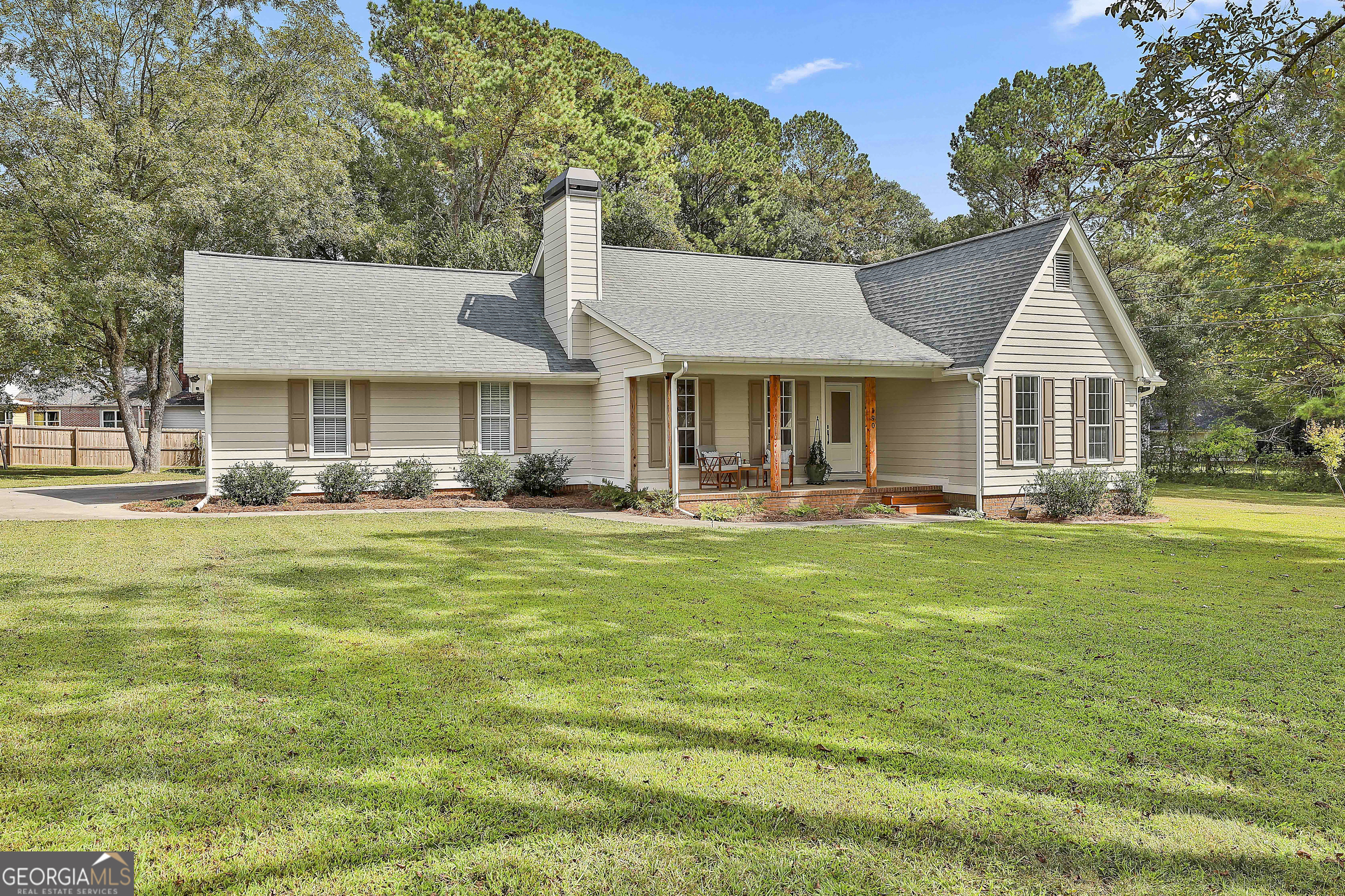 Brooks, Georgia 30205, United States, 4 Bedrooms Bedrooms, ,3 BathroomsBathrooms,Residential,Active,219337