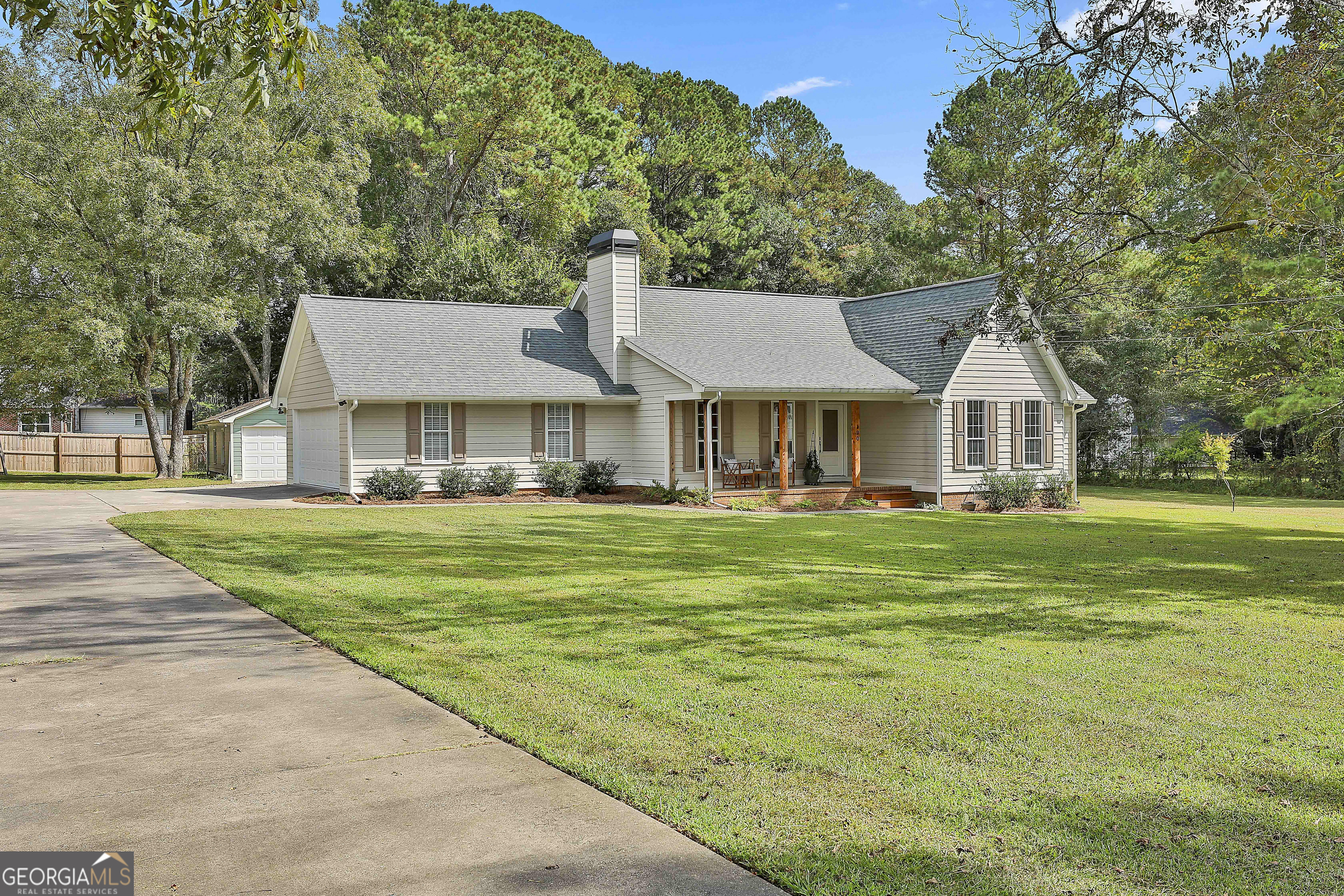 Brooks, Georgia 30205, United States, 4 Bedrooms Bedrooms, ,3 BathroomsBathrooms,Residential,Active,219337