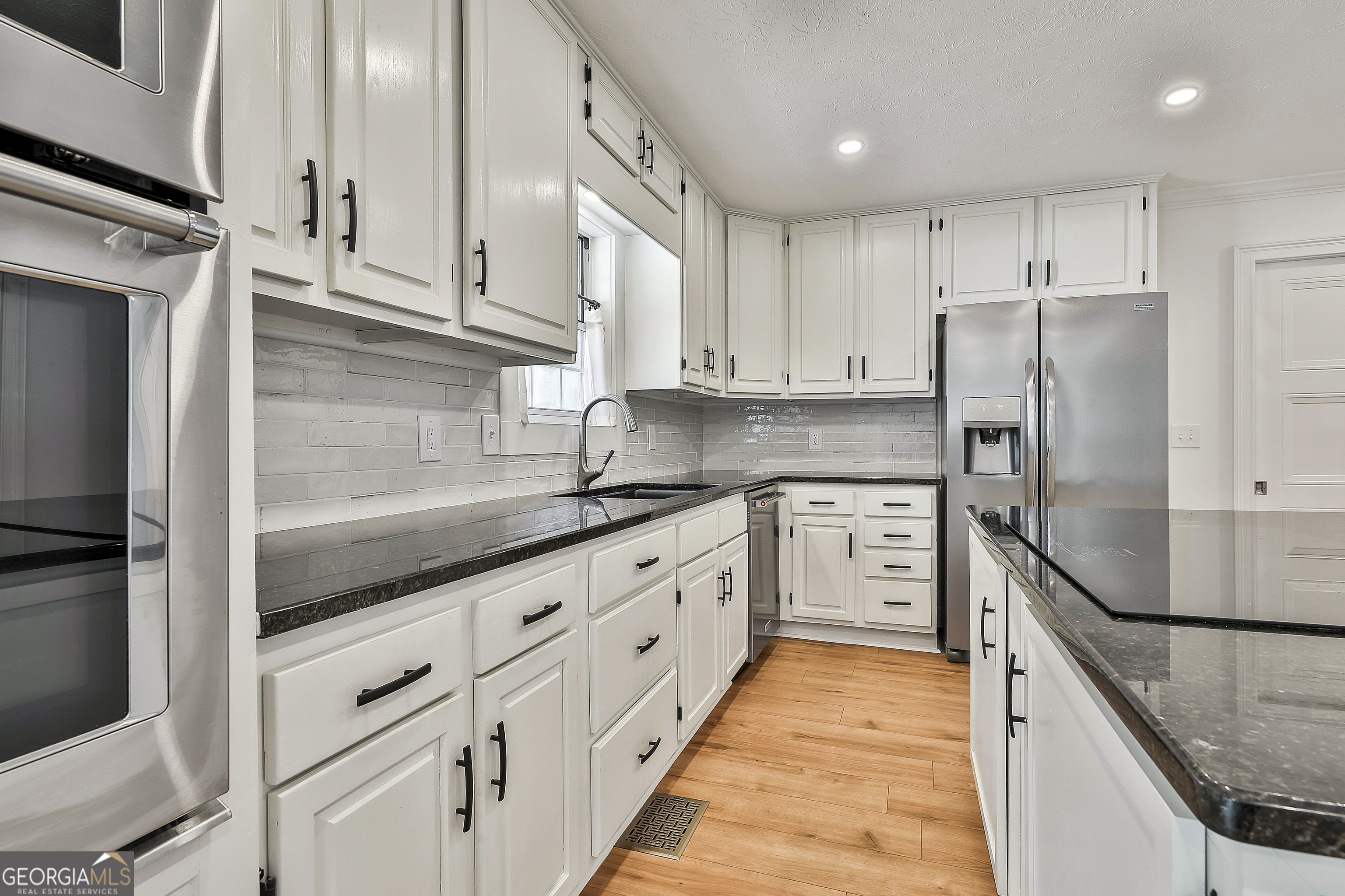 Brooks, Georgia 30205, United States, 4 Bedrooms Bedrooms, ,3 BathroomsBathrooms,Residential,Active,219337