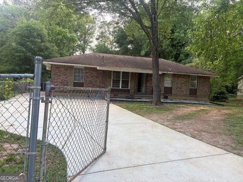 8145 Attleboro DR Jonesboro GA 30238