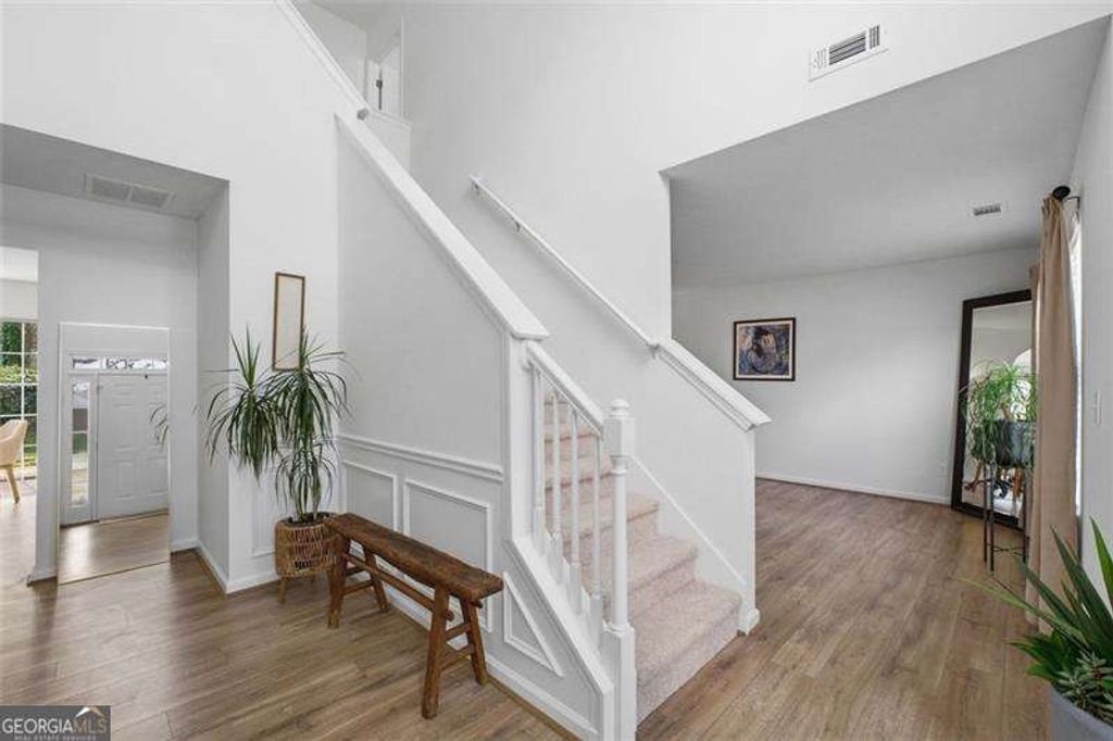 Photo of 1814 Chasewood Park Drive, Marietta, GA 30066 (MLS # 10714005)