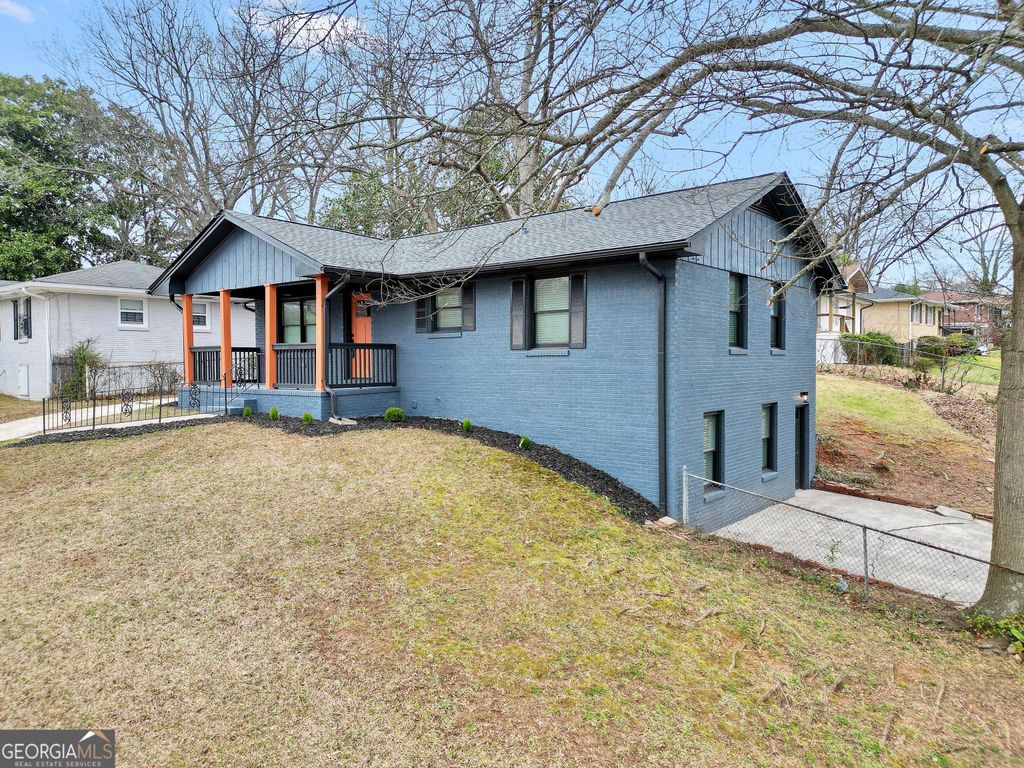 Photo of 2940 Harris Street, East Point, GA 30344 (MLS # 10704504)