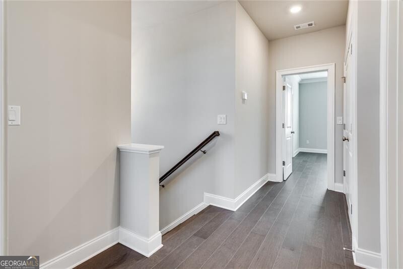 Alpharetta, Georgia 30009, United States, 4 Bedrooms Bedrooms, ,4 BathroomsBathrooms,Residential,Pending,49780