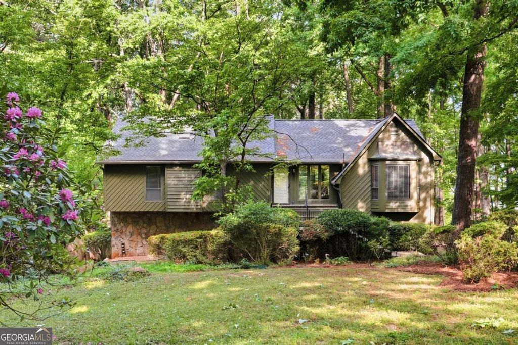 Photo of 3243 Galts Road, Acworth, GA 30102 (MLS # 10754419)