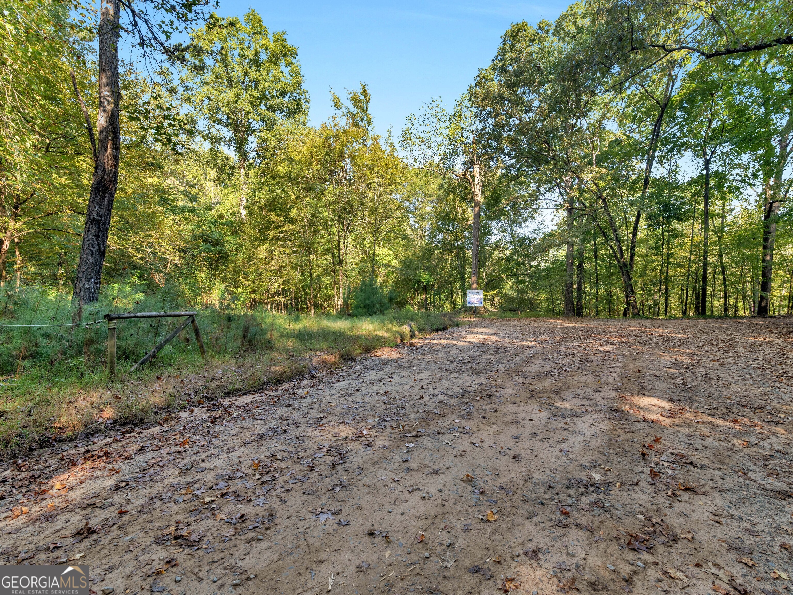 574 Higgins Mill RD