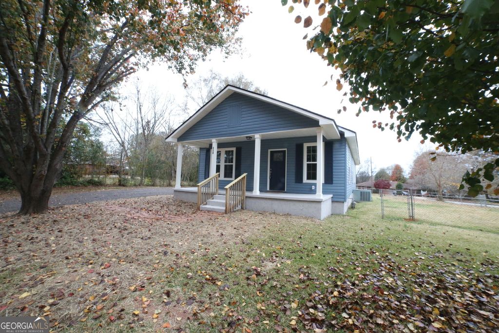 Photo of 620 E Lee Street, Thomaston, GA 30286 (MLS # 10676856)