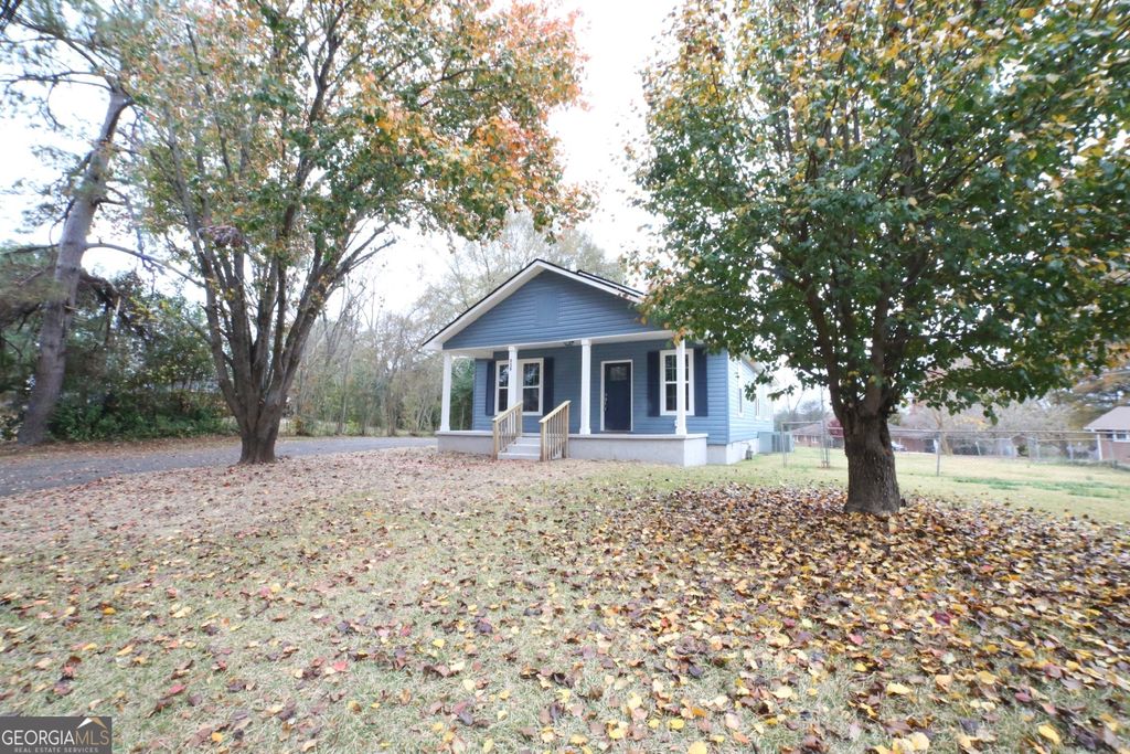 Photo of 620 E Lee Street, Thomaston, GA 30286 (MLS # 10676856)