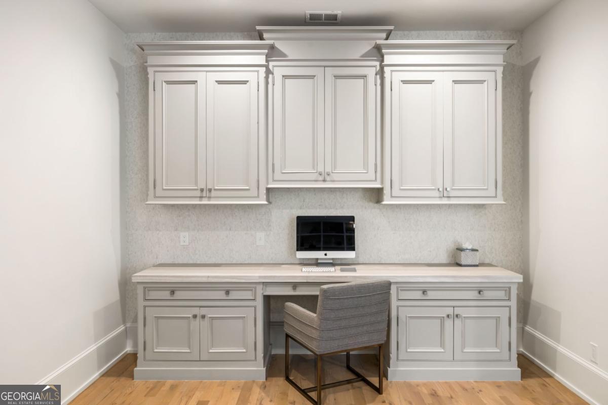 Atlanta Country Club - Residential