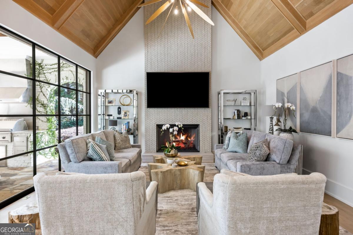 Atlanta Country Club - Residential